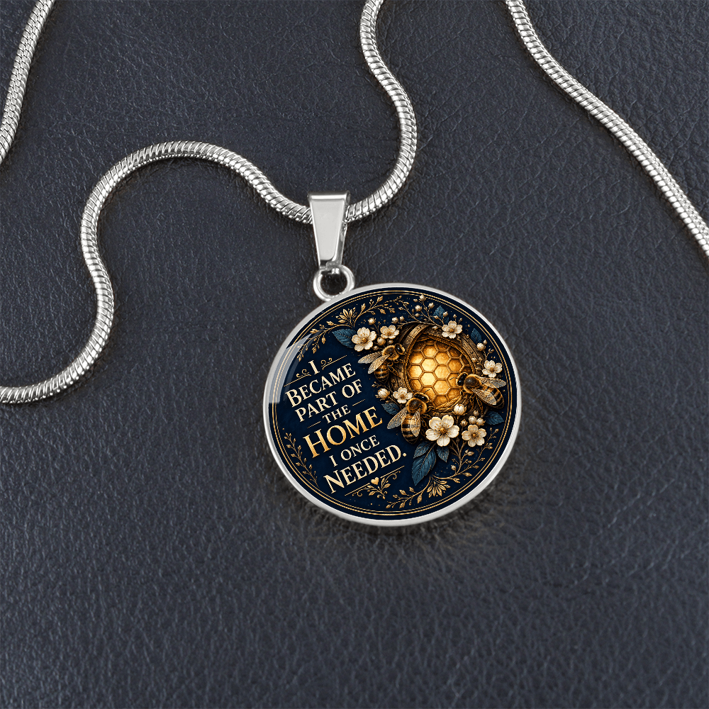 Bee Necklace | The Home I Once Needed