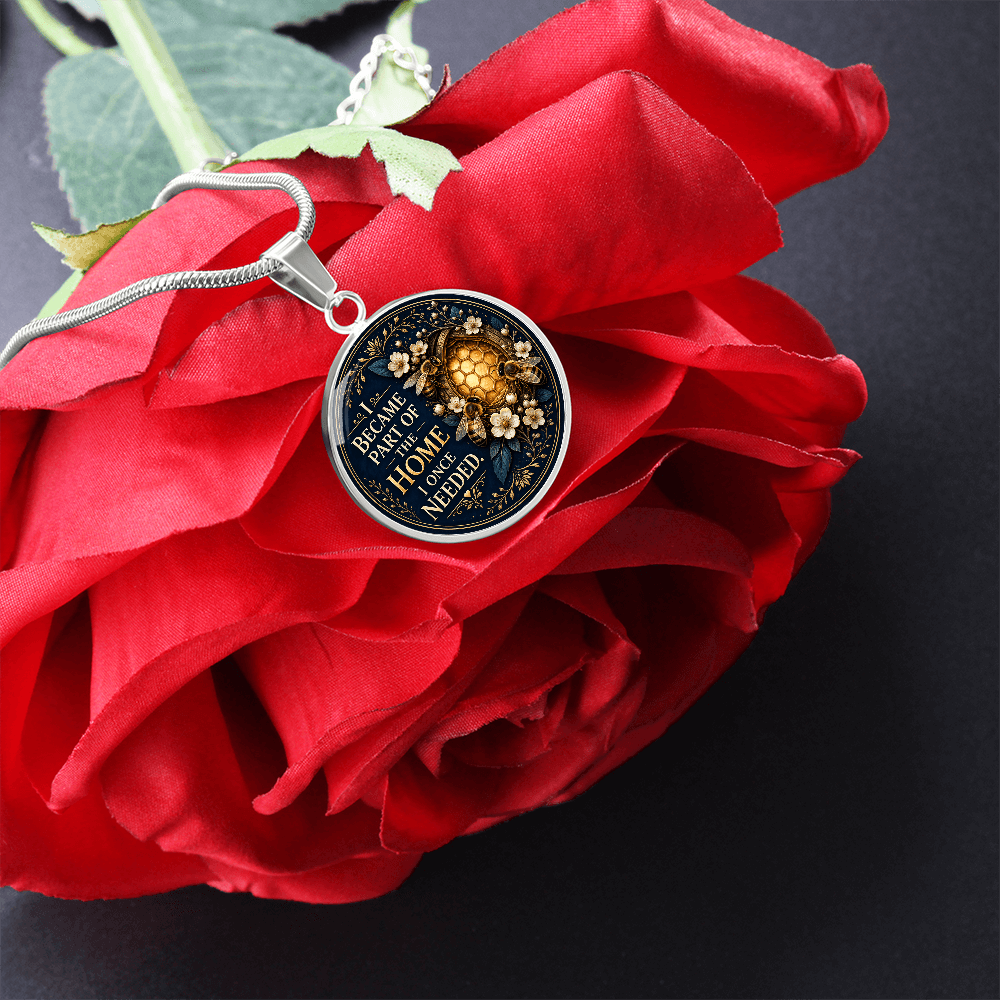 Bee Necklace | The Home I Once Needed